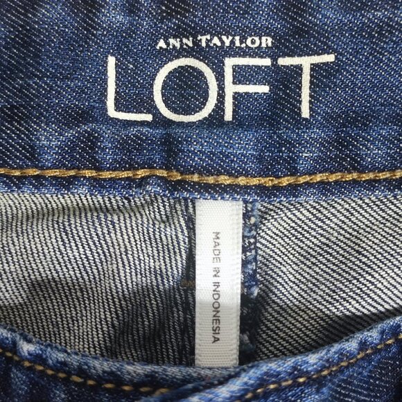 LOFT Ann Taylor Jeans women's size 4 P  curvy straight ink blue colour - Picture 5 of 14